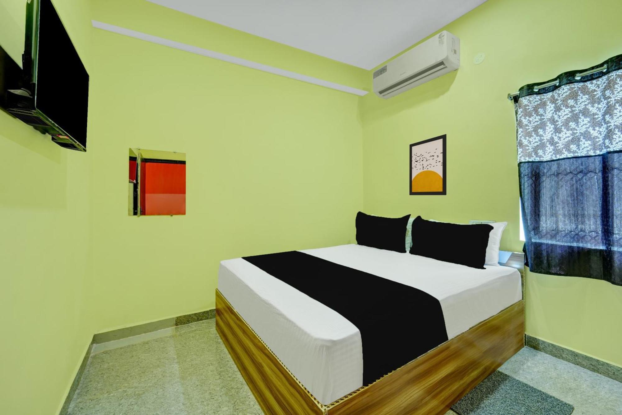 Hotel O Radha Rani Hotel Rádzsgír Kültér fotó